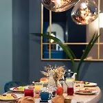 Hotel Bleu De Grenelle - Tour Eiffel 4*