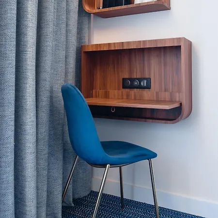 Hotel Bleu De Grenelle 4*