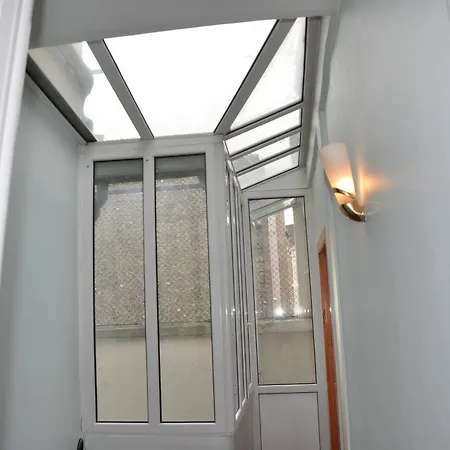 Otel Bleu De Grenelle - Tour Eiffel 4*