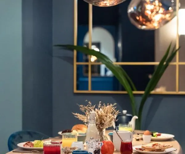 호텔 Bleu De Grenelle - Tour Eiffel 4*