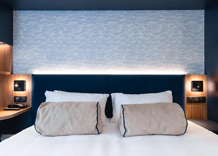 Bleu De Grenelle - Tour Eiffel 호텔 4*