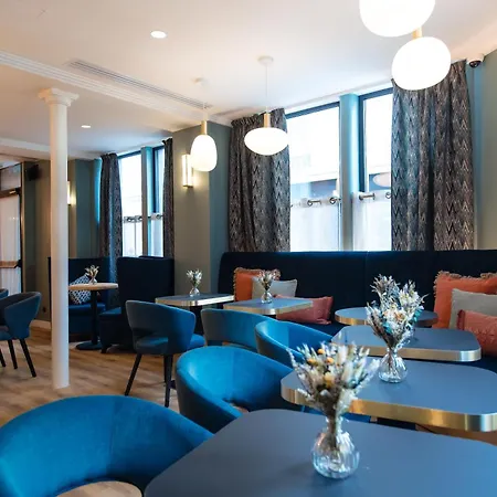 Bleu De Grenelle - Tour Eiffel Отель 4*